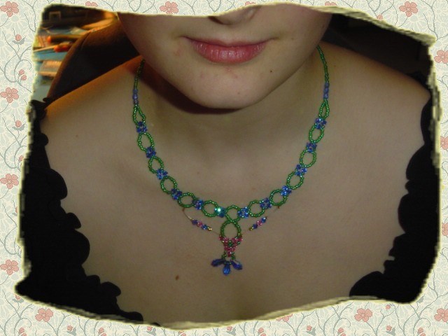 Collier.
