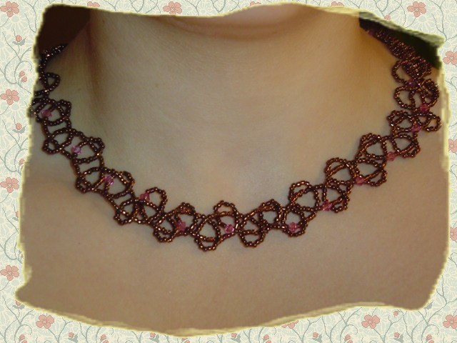 Collier.